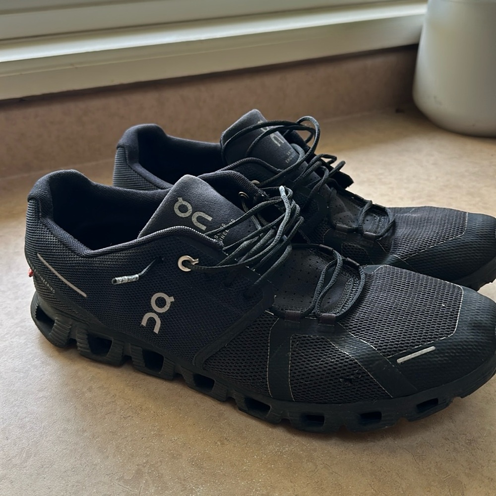 Black On Running Training Shoe - Size 12.